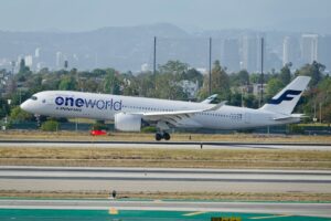 Read more about the article Oneworld alliance guide: Airlines, lounges and status